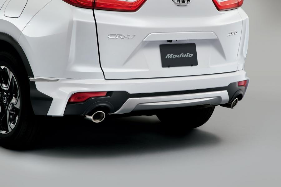 Детали экстерьера Honda CR-V by Modulo 2018 года  (JP) (фото 5 из 14)